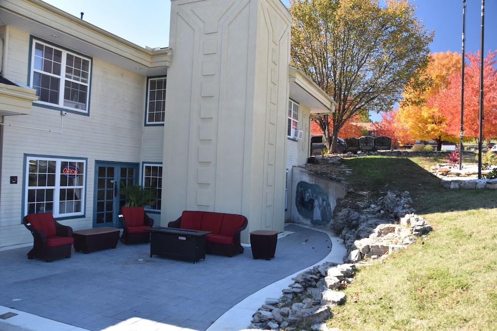 Docker'S Inn Branson Esterno foto