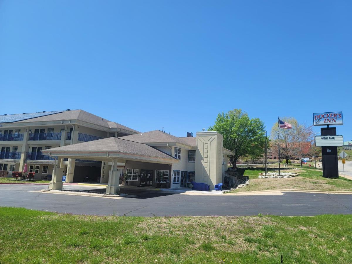Docker'S Inn Branson Esterno foto