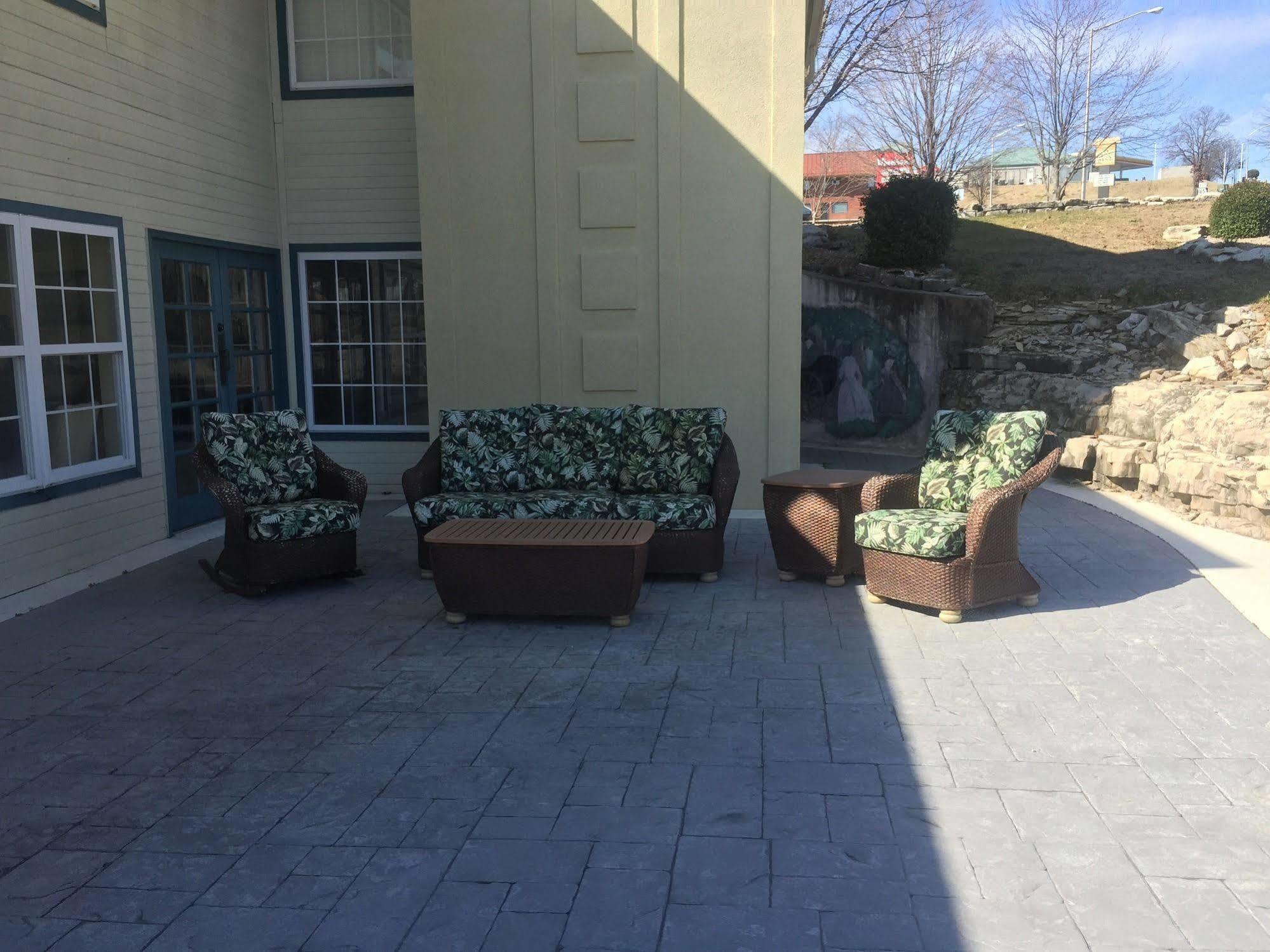 Docker'S Inn Branson Esterno foto